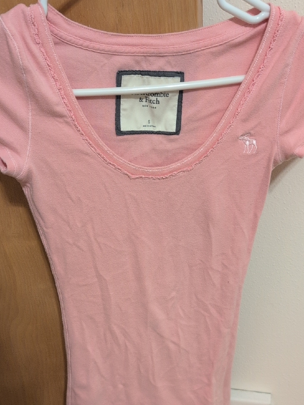 Abercrombie & Fitch Pink Scoop Neck Slim Tank